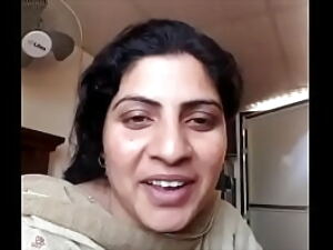 pakistani aunty licentious tie-in